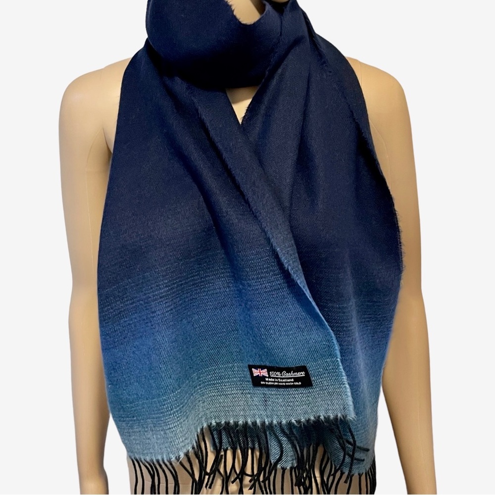 COPY - 100% Cashmere Blue Ombre Pattern Scarf Super Soft